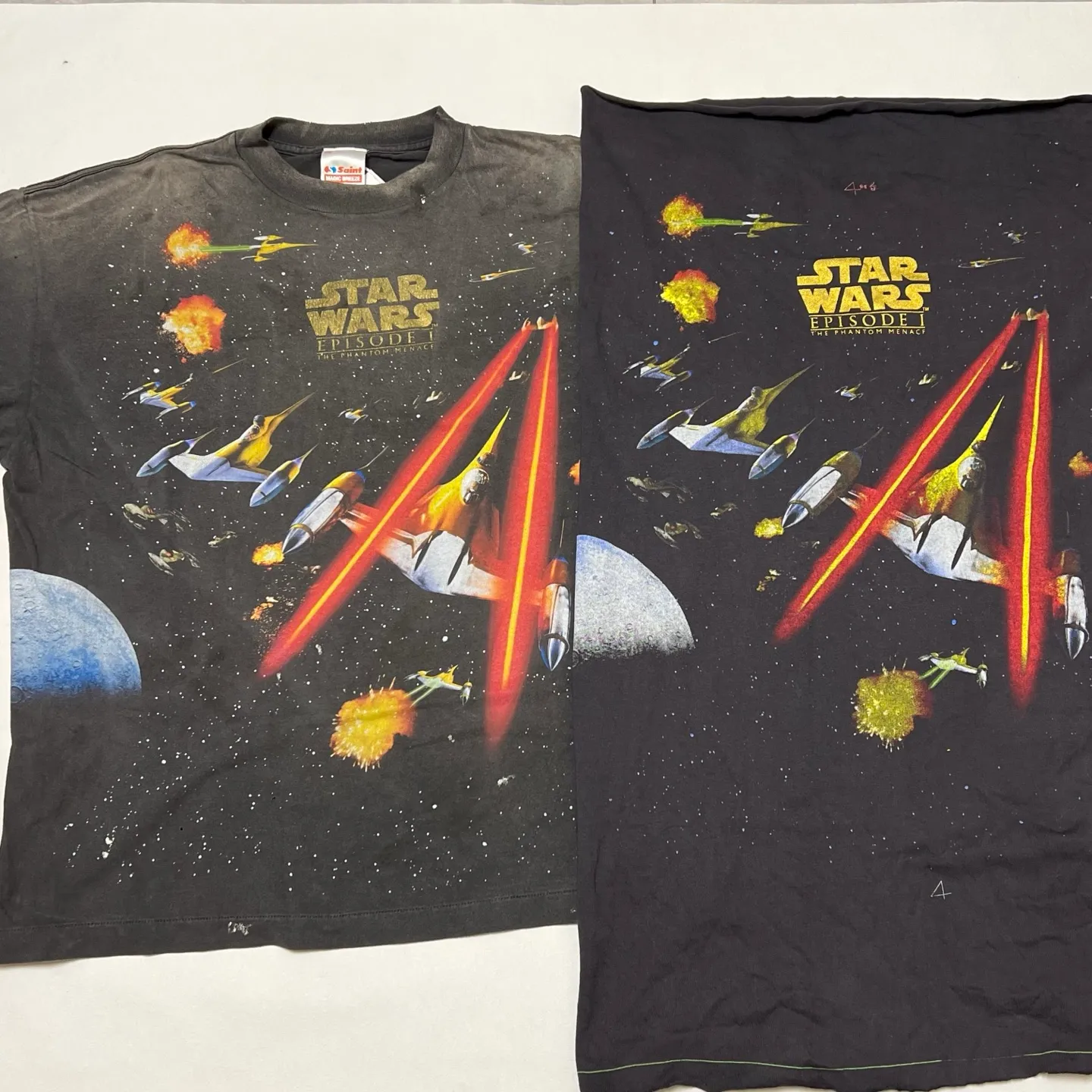 ⚠️The most complex and coolest item of this season, available in stock, available in seconds SAINT Mxxxxxx × STAR WARS SW_SS TEE /STARWARS / BLK Star Wars co-branded model. Fighter printed TEE. Washed black S-XL. Super complex and unconstrained printing design. The T-shirt using the vision of the "N-1 Star Fighter" in Star Wars is the most screen-printed item this season, reaching an astonishing 372 screens. Even the most difficult-to-print parts of the armpits are printed with luxurious printing. In addition, they are also hand-made distressed, splashed with ink, faded with water, and hand-damaged to complete this special and perfect work of art!